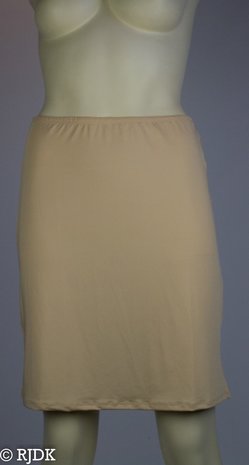 5568 Dames korte onderrok (50cm) Huid